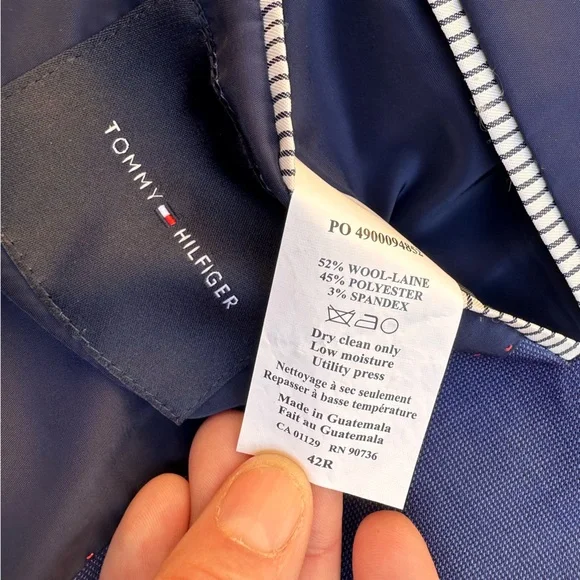 Tommy Hilfiger Men's Modern-Fit Wool-Blend Suit Set Blazer Dress Pants 42R 34x30